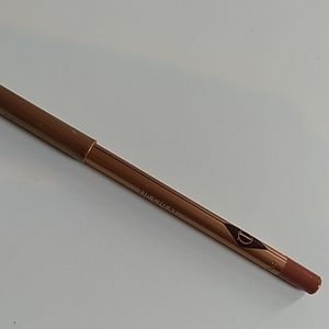 Charlotte Tilbury Lip Cheat liner in HOT GOSSIP